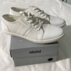 New In Box Unlisted by Kenneth Cole White Shiny Crown Sneakers (US9.5, EU42.5)
